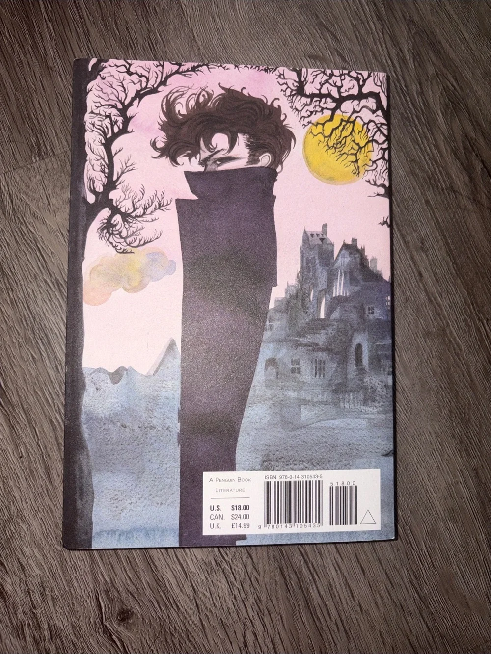 Wuthering Heights by Emily Brontë Penguin Classics Deluxe Edition